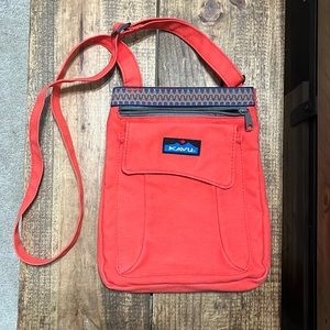 Kavu crossbody purse